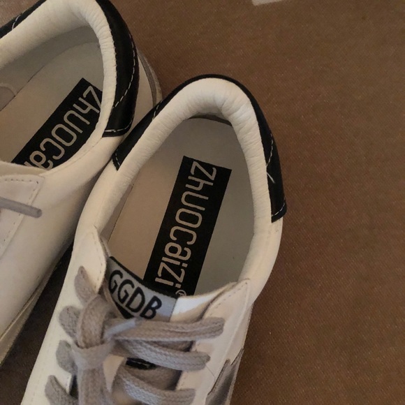 Shoes - Picture 4 of 5